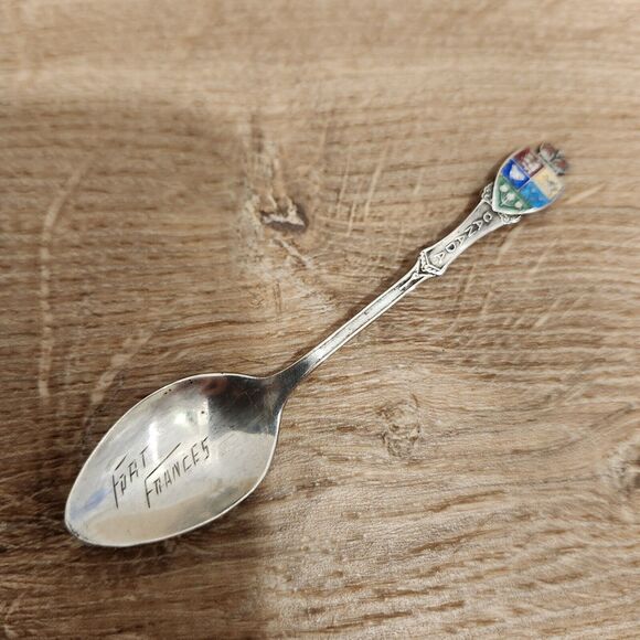 Sterling Silver Vtg BM Co Fort Frances CANADA SOUVENIR SPOON 3.75” Enamel Crest - Picture 1 of 6